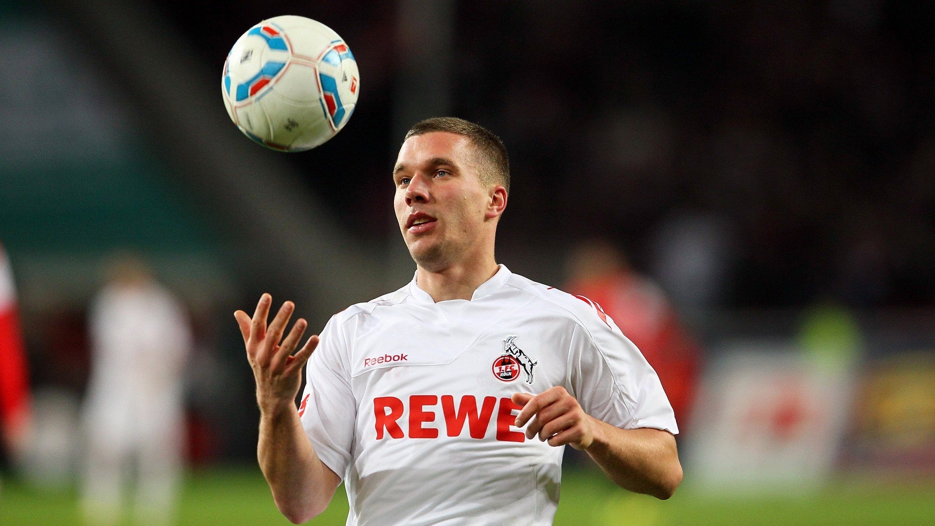 _魔术队士气高昂，稳中求胜_，魔术队魔术师