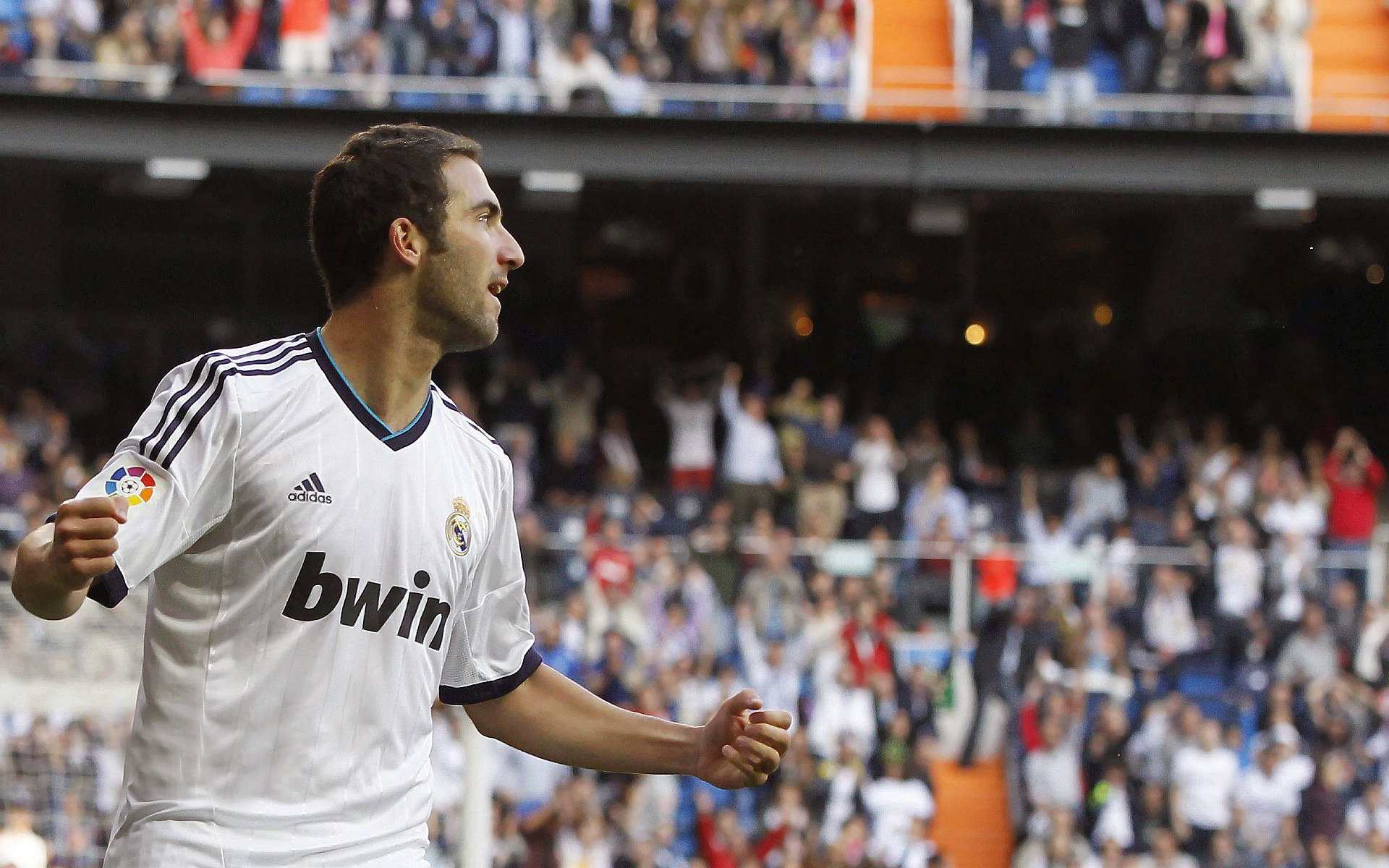 史上最年轻“冠军射手”登顶，未来星光璀璨，最年轻的世界冠军是谁